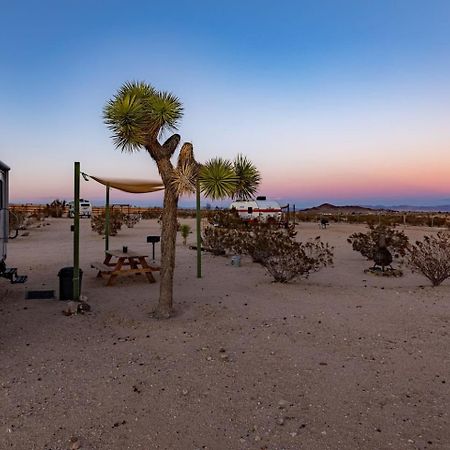 Jt Village Campground - Casa Pequena ジョシュア・ツリー エクステリア 写真